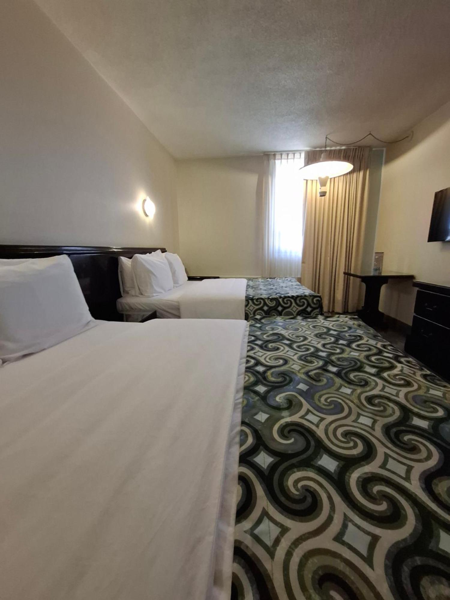 Deluxe Twin Room,1644405293:JPEG