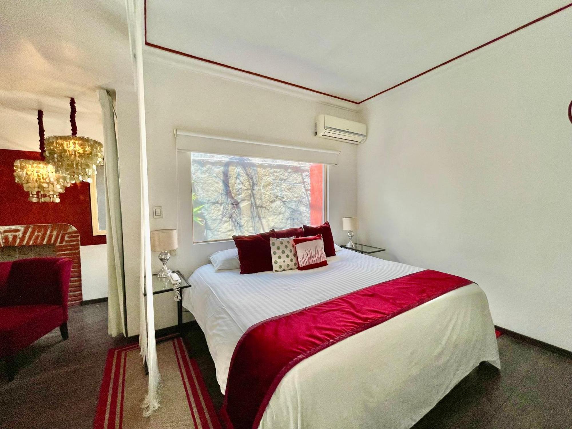 Master Suite Accept Pets