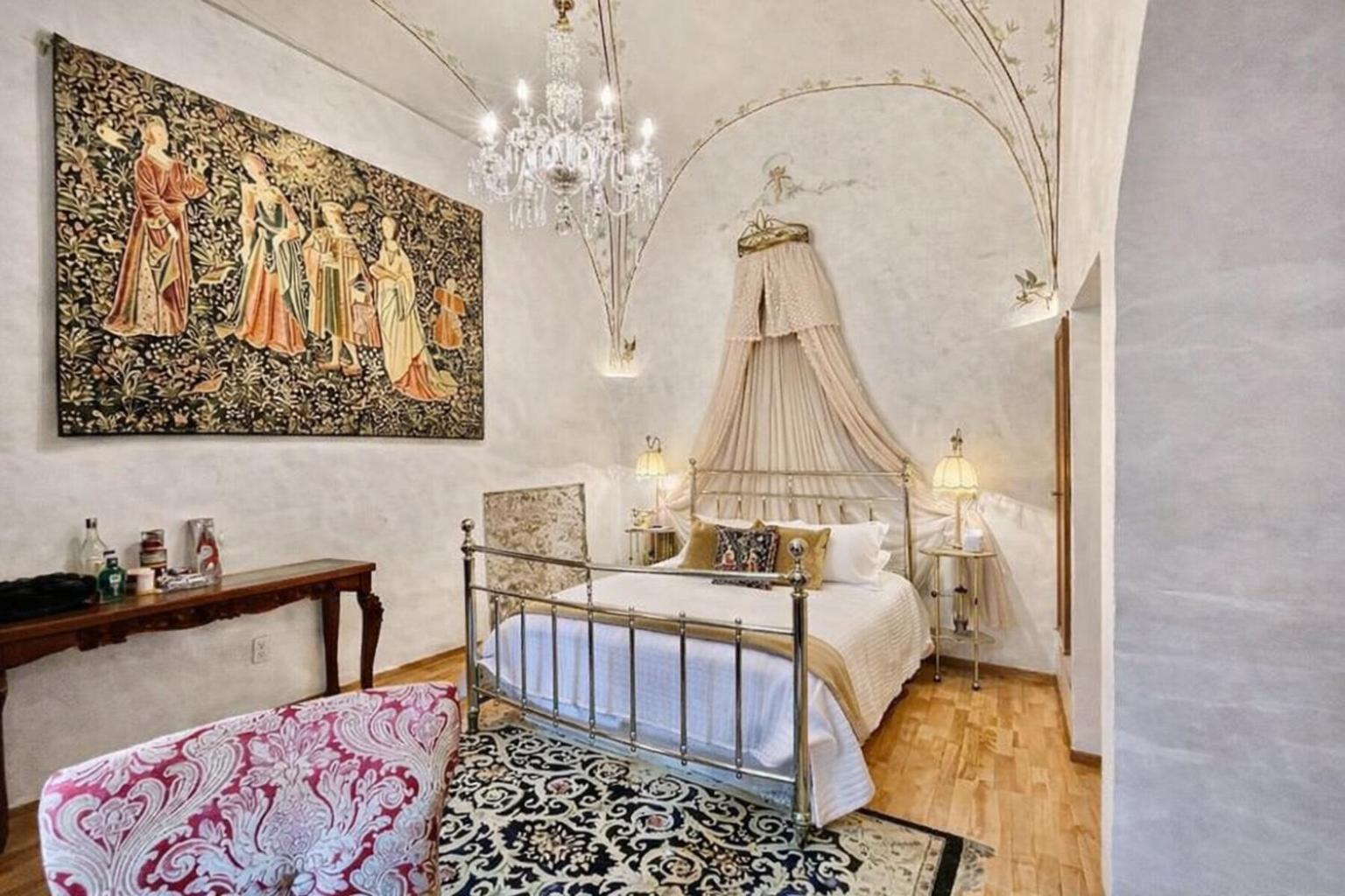 Superior Queen Room